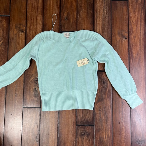 St. John’s Bay NWT Knit Sweater - Picture 1 of 2